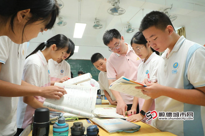 青云中学课堂教学改革.jpg