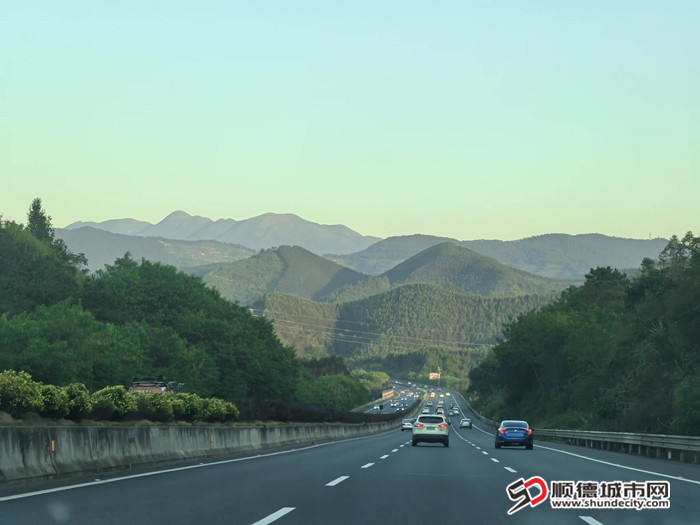 dc9240c420b8efe3034af4fa9ec52a1_副本.jpg