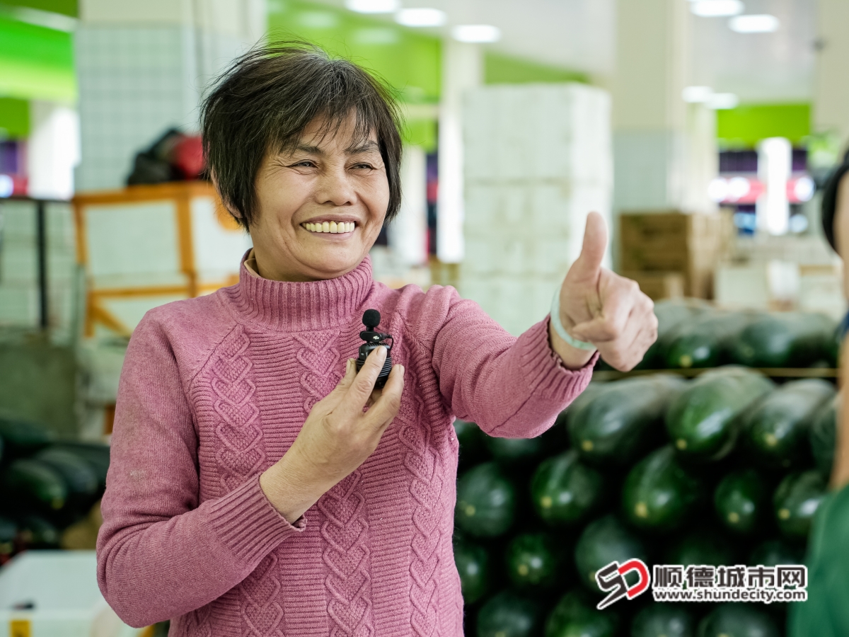 经营者为市场落成点赞_副本.jpg