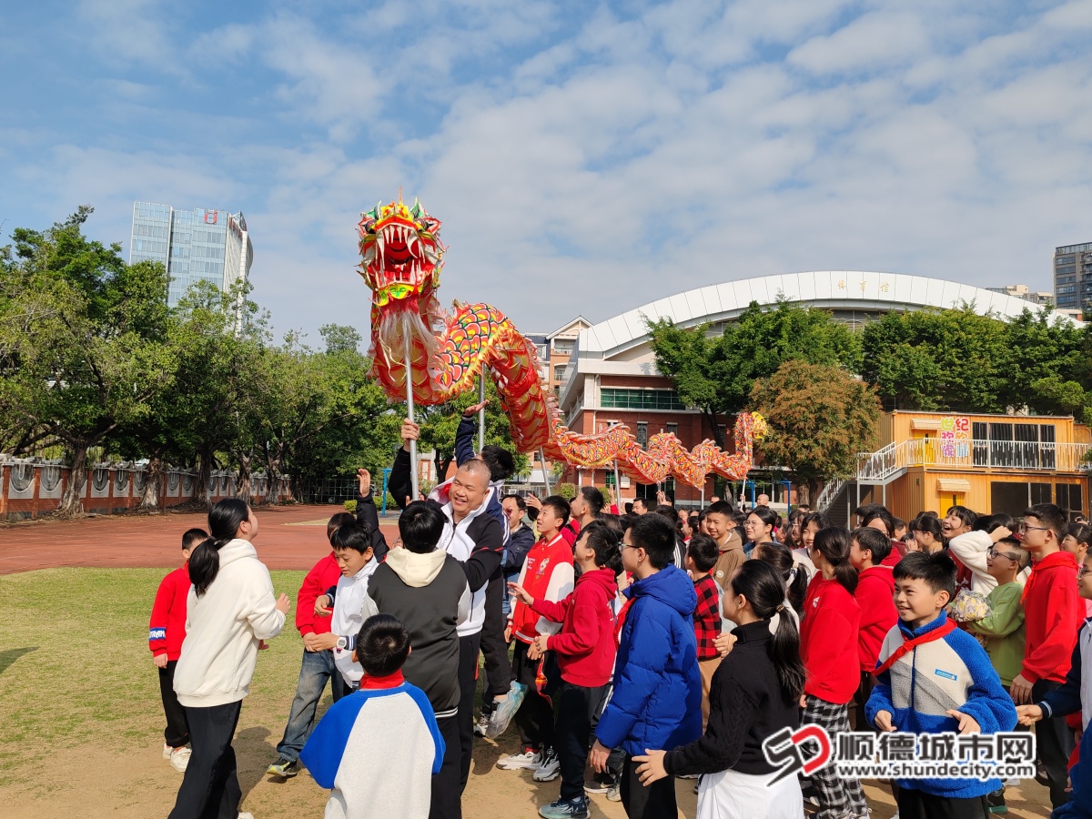 6.非遗进校园_副本.jpg