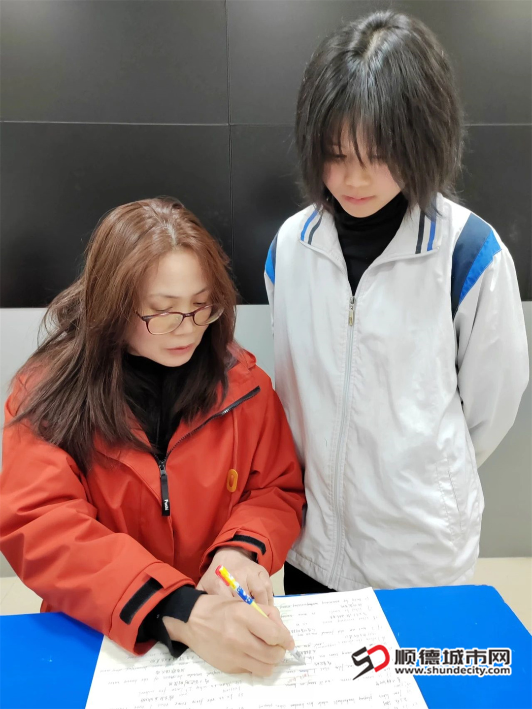 梁銶琚2.jpg