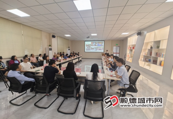 微信图片_20250420142206_副本.jpg