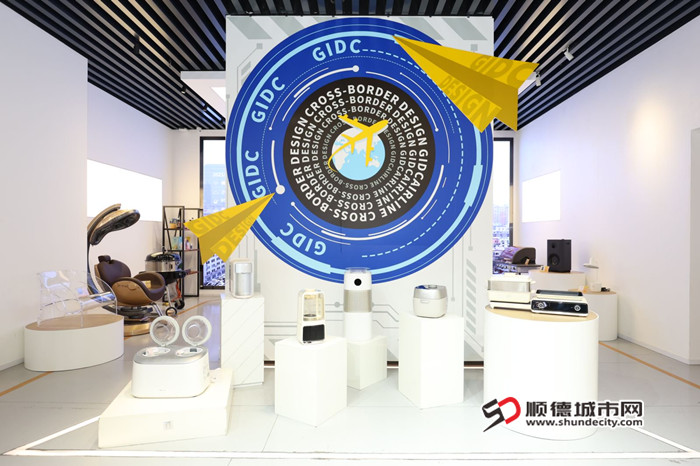 a27633255v2b565acf8f0f985667245a_副本.jpg