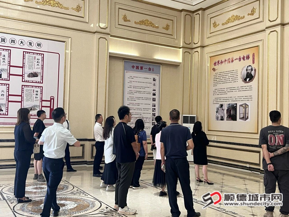 微信图片_20250426225257_副本.jpg