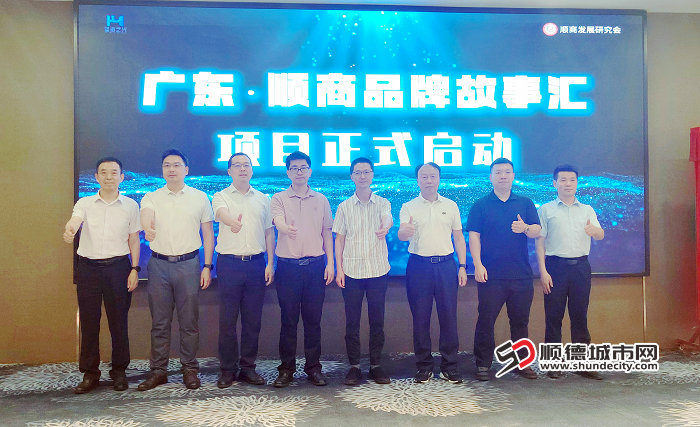 aff5cac53fb36d047bf4d1f074a56b7.jpg