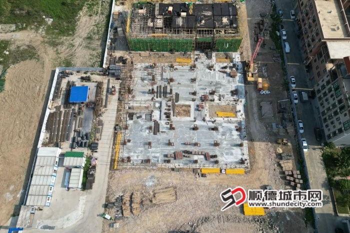 微信图片_20250513225107_副本.jpg