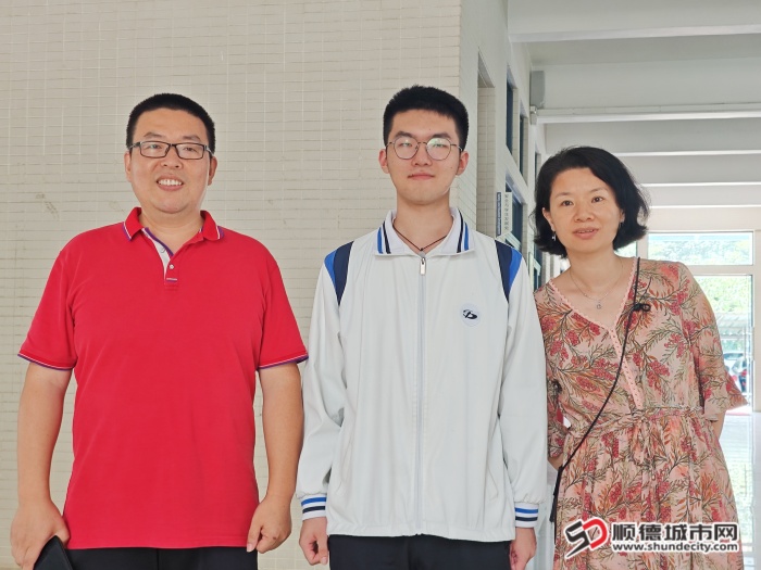 8da293225fe15227d0a11cd2e25a0d0_副本.jpg