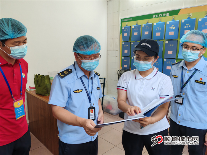 大良市场监管所检查中考食堂食品管理台账.jpg