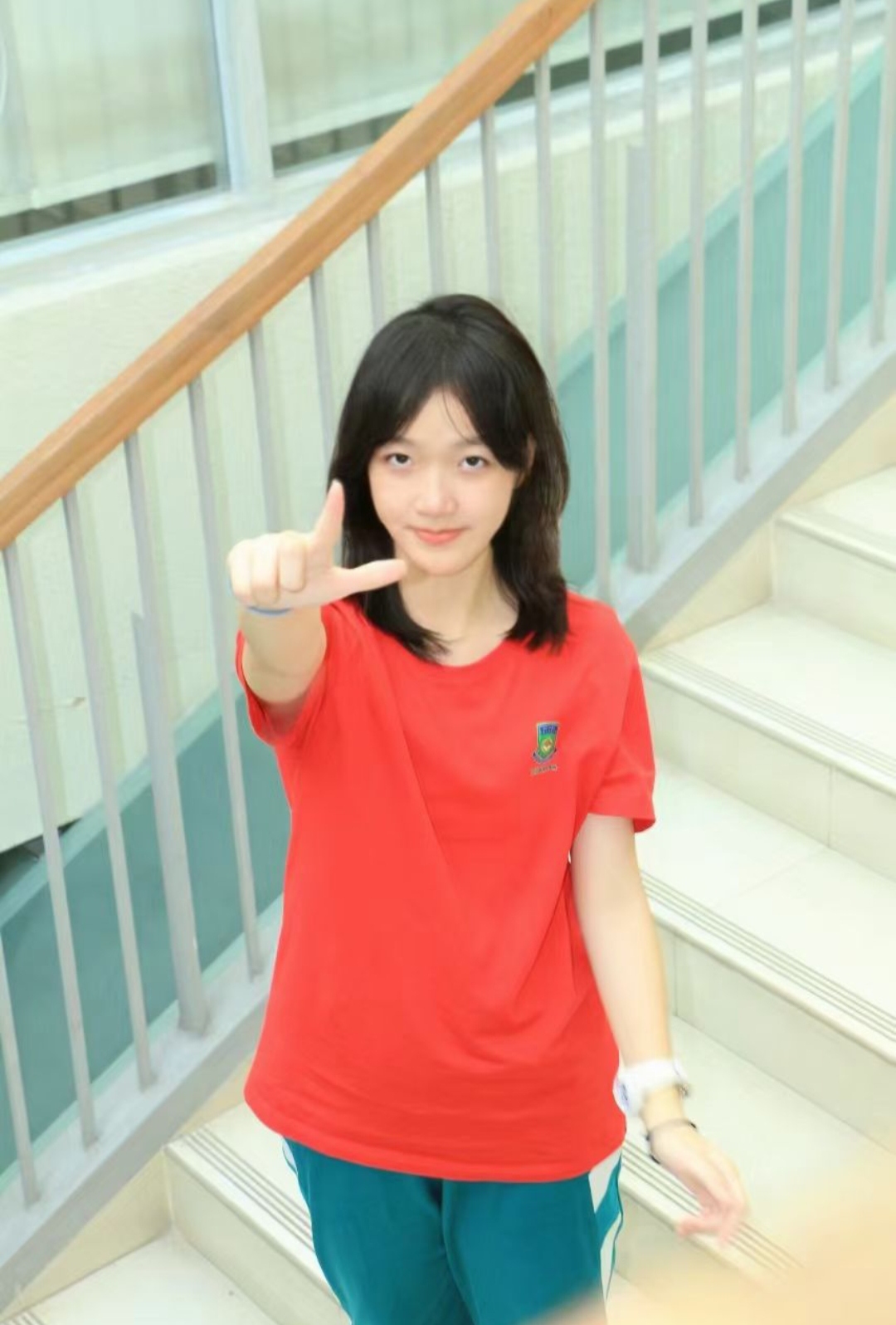 罗景蓝.jpg