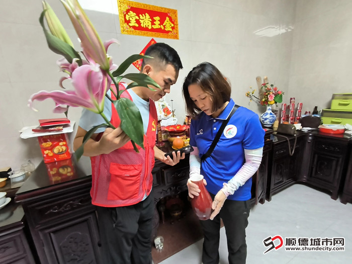 认真检查，筑牢健康防线。.jpg
