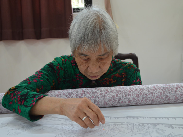 顺德广绣大师蔡少珍：用一针一线，助力广绣传承