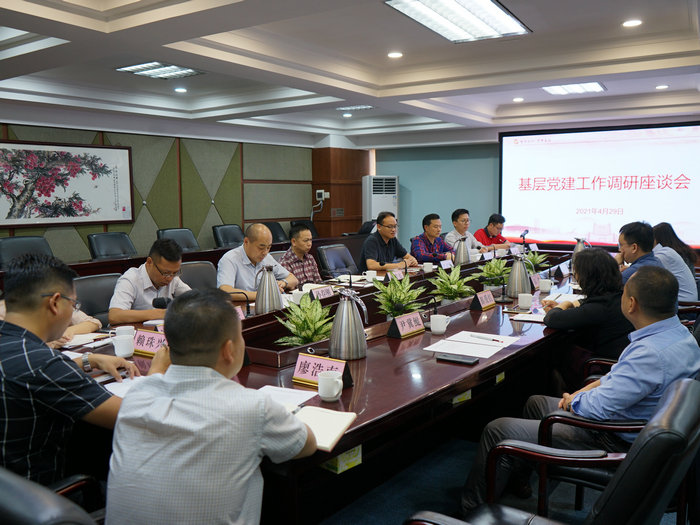 中央党校副教授调研龙江：村改及村改精神值得推广