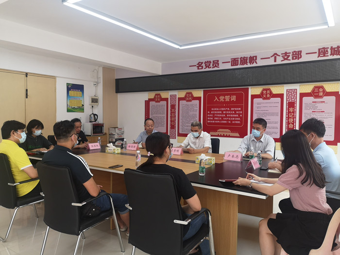 勒流：人大代表亮身份，问计于民办实事
