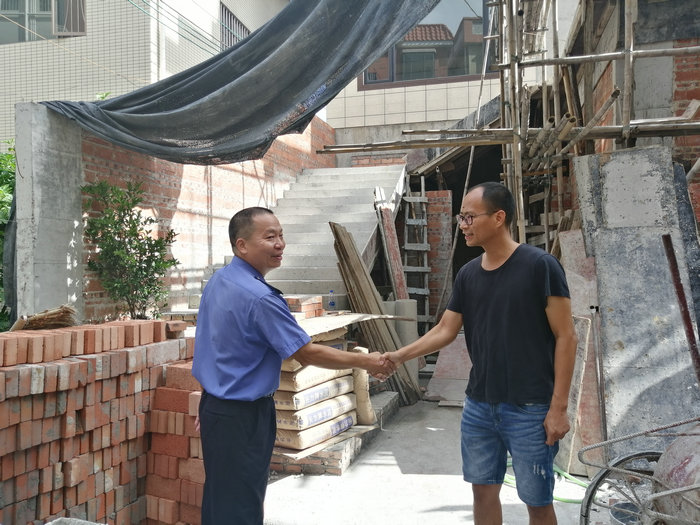 伦教：村民自拆违建住房，全力支持执法行动