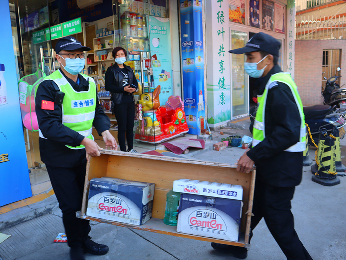 先啃硬骨头！大良铁腕“拆清退”农贸市场脏乱差