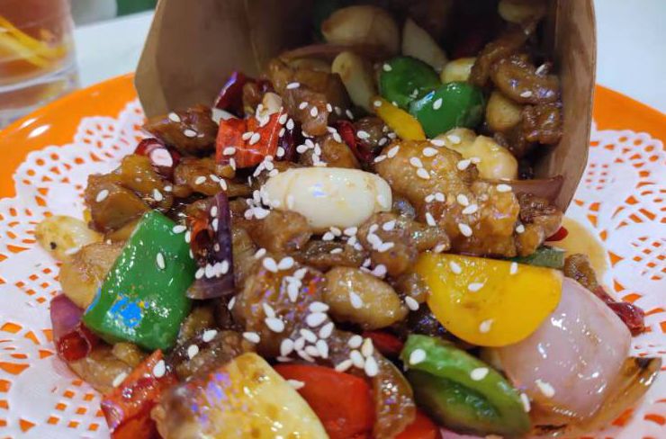 这道菜，集酸、甜、脆、辣、鲜香于一体！
