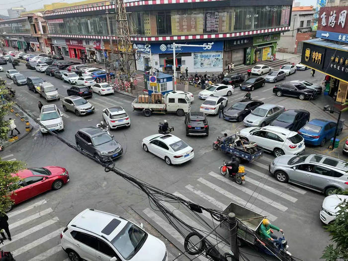 龙江两大商圈拥堵？回应：正研究设置单行方案