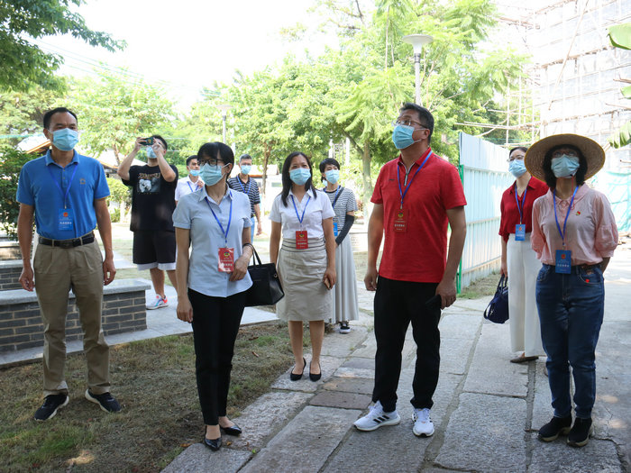 人大代表走进乡村，共话伦教美丽村居建设