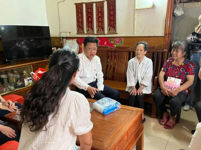 文明均安|陈群弟：16年坚守，用爱诠释孝义
