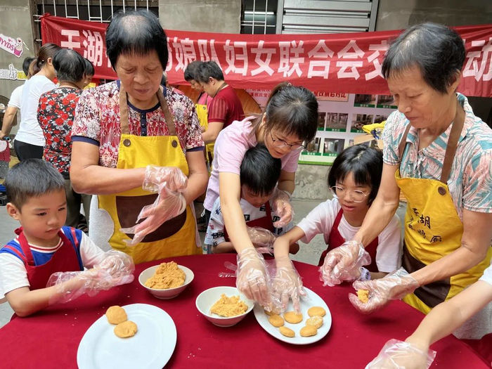 我们的节日|接地气！这些在均安街头巷尾的敬老情