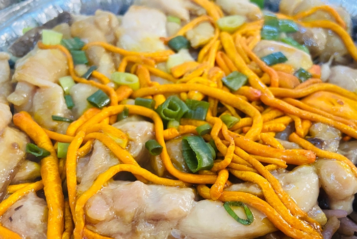 虫草花似花非花，是药膳还是菜？