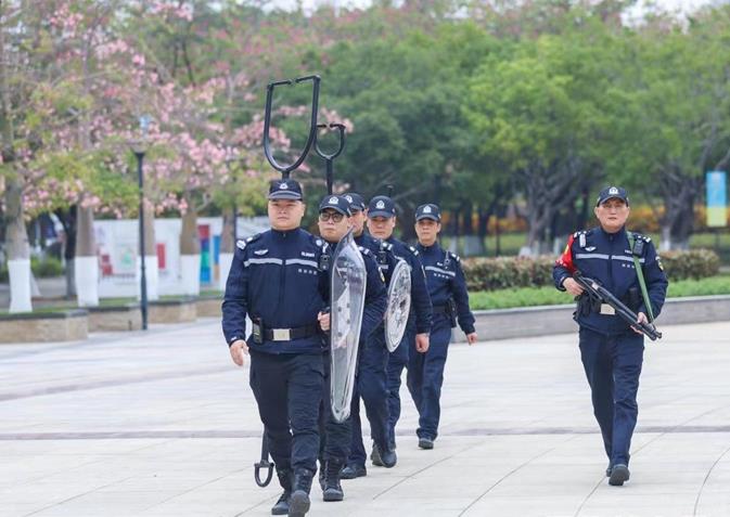 顺德大良派出所：两队一室改革有良方，激活基层警务新活力