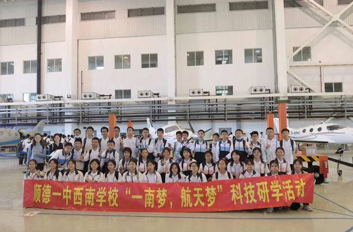 顺德一中西南学校章涵予：老师眼中的数学小王子