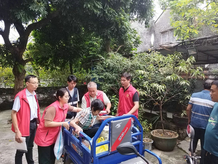 顺德容桂：风雨同行，党员干部奋战防台风一线