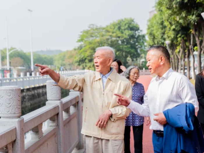 教育情怀代代传！顺德一中举行112周年校庆退休教师座谈会
