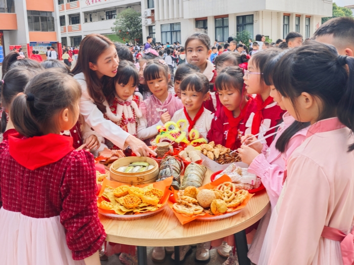 民俗年味“大赏”！均安仓门小学开学礼让人嘴馋