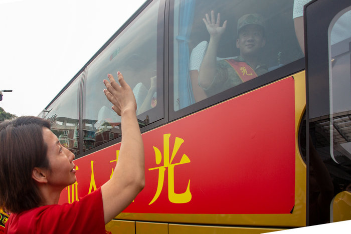 踏上征程！容桂举行新兵入伍欢送仪式