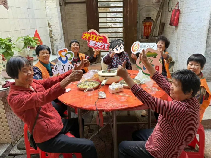 龙江：老友记密谋“聚餐”，真相让人感动……