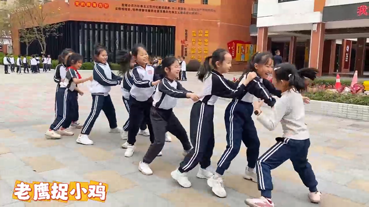 【视频】容桂学子课间15分钟的春天，太有活力了