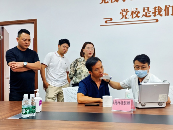 让爱“回流”均安！以专家“零距离”义诊反哺顺德“志善力量”