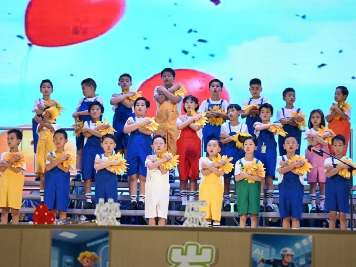 十岁！一场关于成长的告白在东实小“倾述”