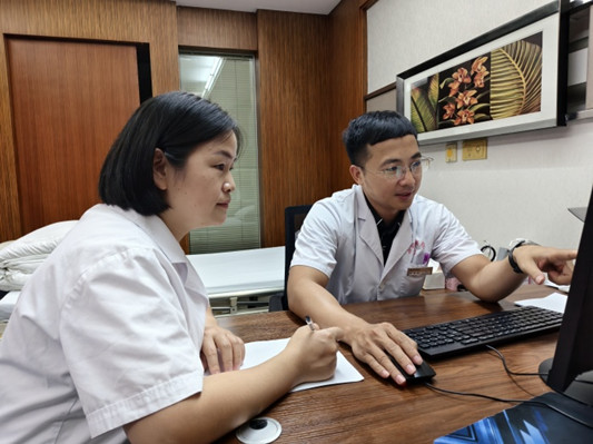 多学科协作+精准营养！顺德新容奇医院成功救治复杂肠癌患者