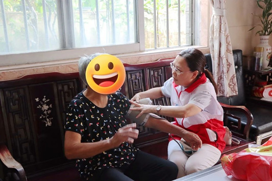 守护零距离！“金融+医疗”进家门