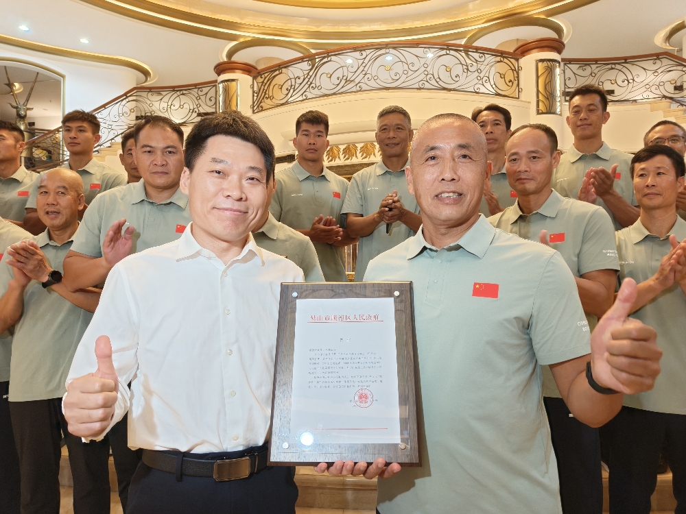 顺德龙舟健儿凯旋，中国力量震撼国际赛场