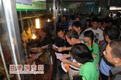 到合诚市场公厕　不再来了就想走