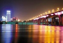 容桂水道两岸亮起夜灯