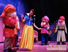 白雪公主走了，下周拇指姑娘又来