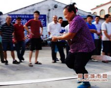 消防培训进村，阿姨也“疯狂”