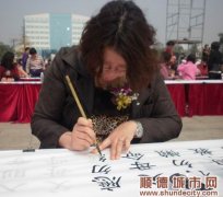 陆少玲：做社区的大女人，做家里的小女人
