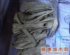伦教：发霉腐竹“翻新”再流入市场