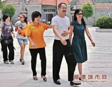 《詠春小龙》请来“包租公”出演小龙父亲