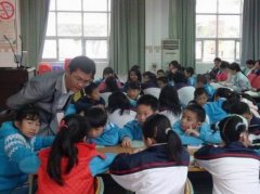 美的学校高效课堂　学习交流共进步
