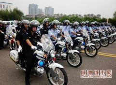 皓月之下秋日之边　他们用责任守护顺德