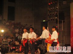 职校孩子真有才，表演诠释文明